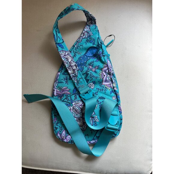 NWOT Vera Bradley Essential Compact Sling Backpack Peacock Garden Adjustable Str - Picture 4 of 7